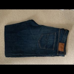 Never worn men’s AG The Hero jeans. Size 40x34.